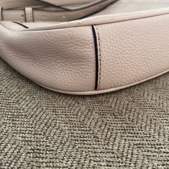 Michael Kors Julia Messenger Bag - Picture 4 of 16